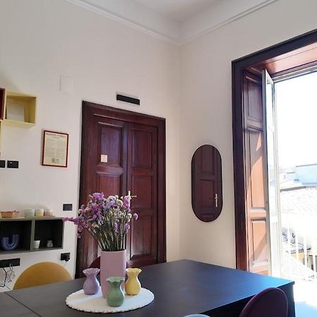 Casa Manu Nuovo Appartamento In Centro Storico Benevento Exterior foto